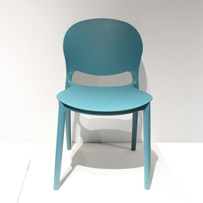 Good price Seat Dimensions 45H 42W 40D cm Modern Plastic Chair Dining Chair with Sleek Modern Look Comfortable and Easy Maintenance online